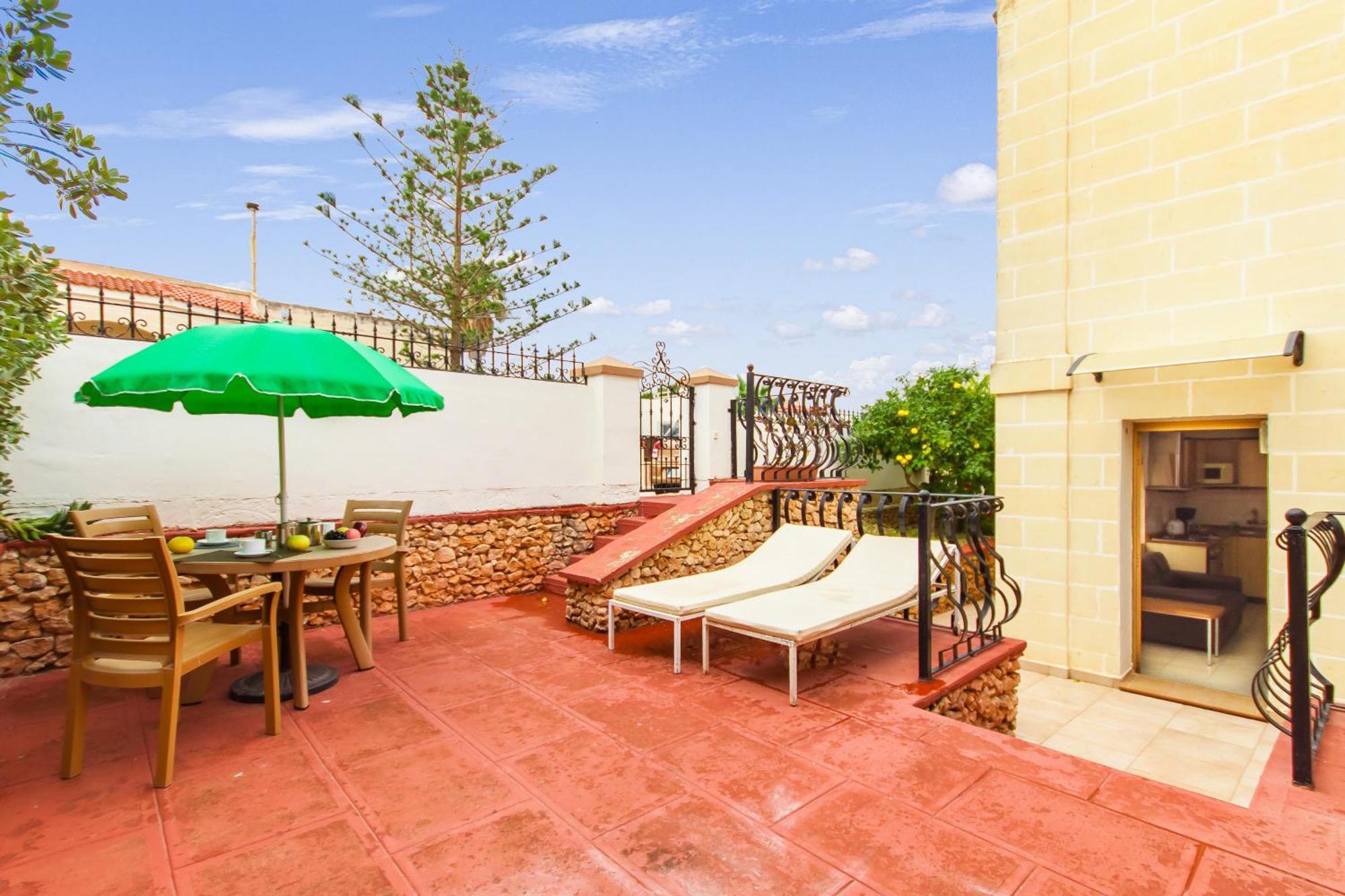 Villa & Pool Apartments In Mellieha Bay 外观 照片