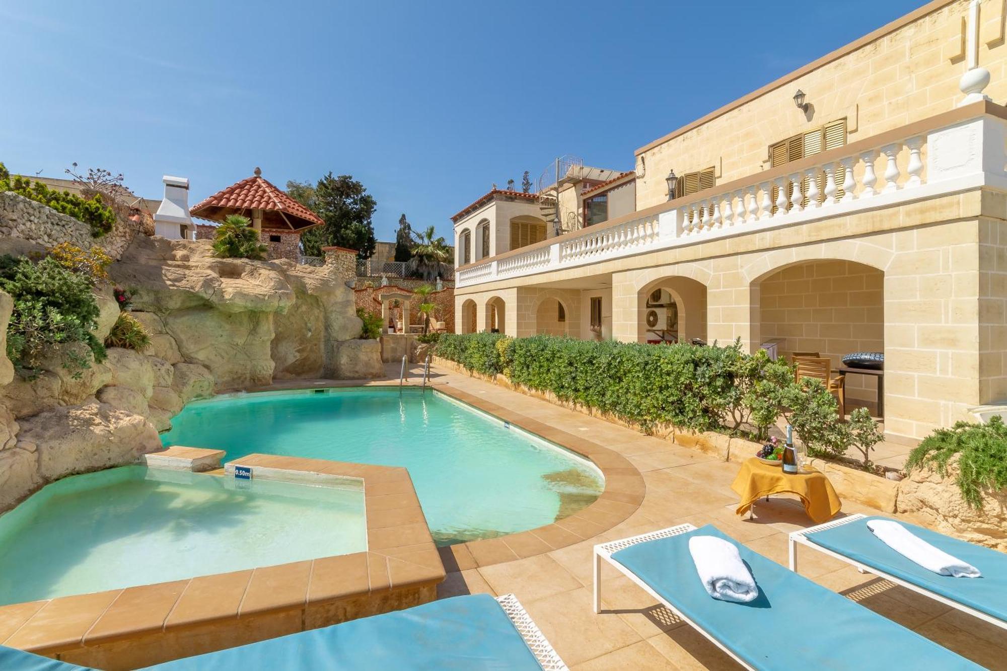 Villa & Pool Apartments In Mellieha Bay 外观 照片