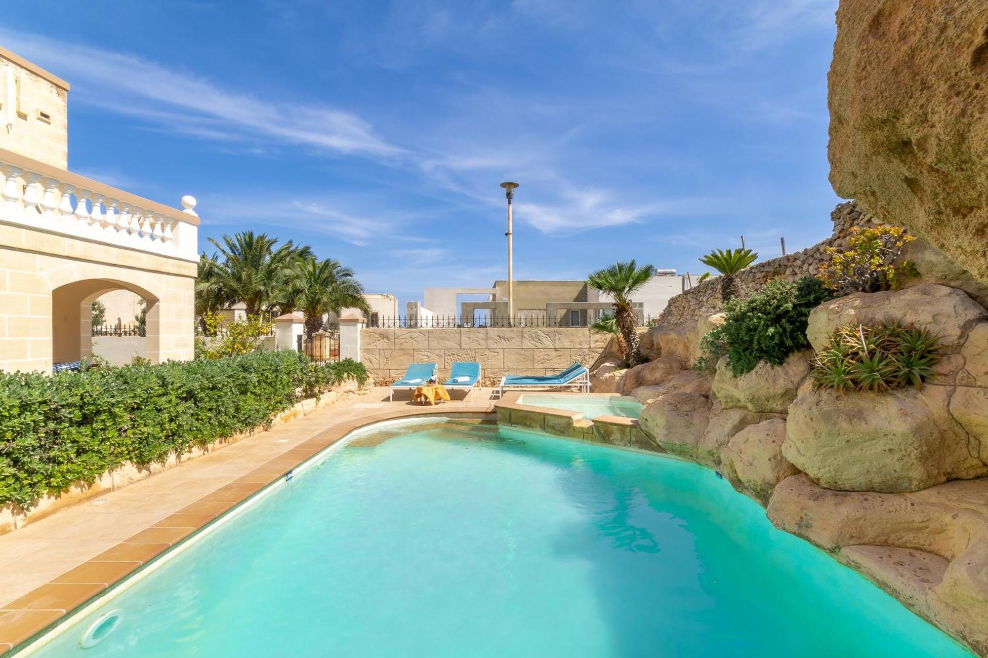 Villa & Pool Apartments In Mellieha Bay 外观 照片