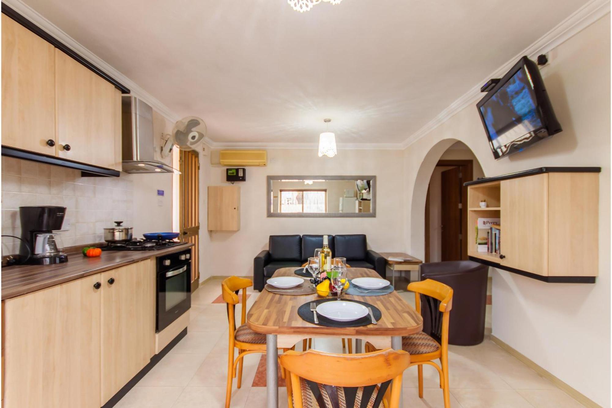 Villa & Pool Apartments In Mellieha Bay 外观 照片